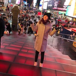 Meet your Posher, Addison